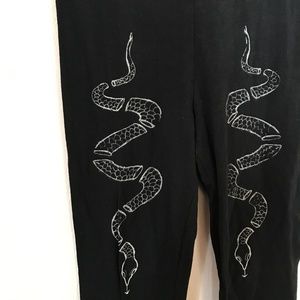 Serpent Black Leggings